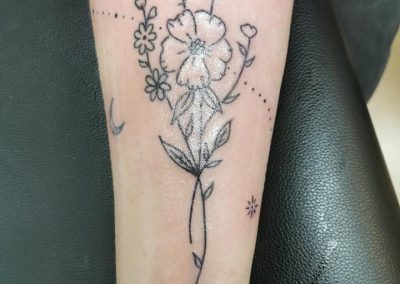 tatouage fleur bras tattoo my st fulgent 85