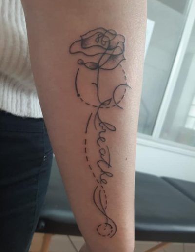 tatouage fleur texte tattoo my st fulgent 85