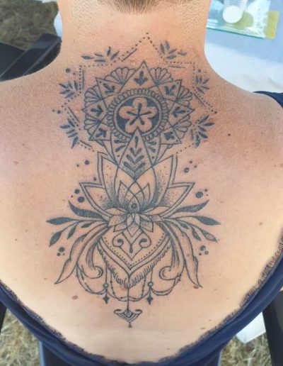 tatouage lotus mandala nuque tattoo my st fulgent 85