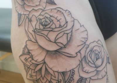 tatouage roses noir tattoo my st fulgent 85