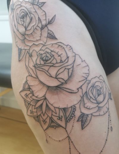 tatouage roses noir tattoo my st fulgent 85